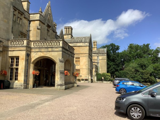 Dumbleton Hall hotel